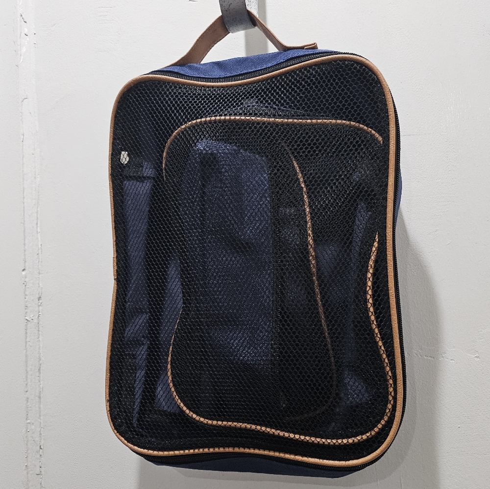 3 piece travel set, like NEW